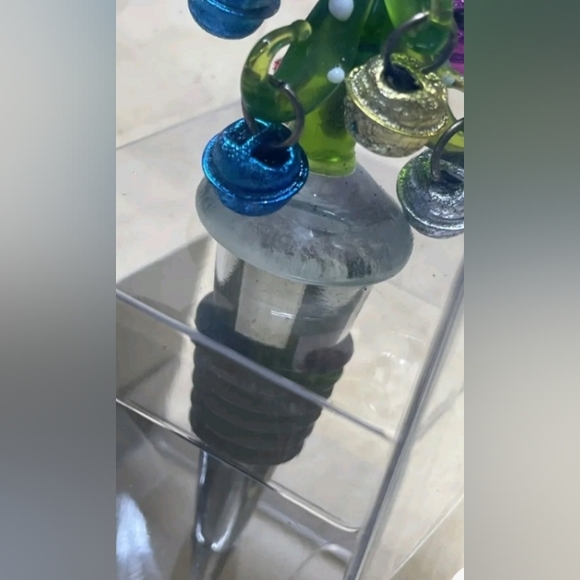 Glass Christmas Tree W/Jingle Bell Ornaments Wine Bottle Stopper Boxed New NWT - Picture 10 of 13